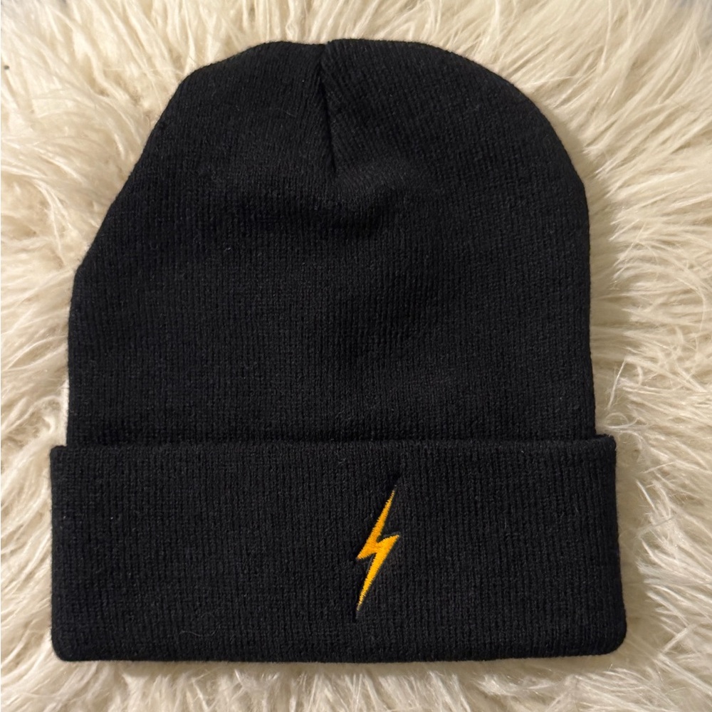 Aviator nation beanie Lightning bolt